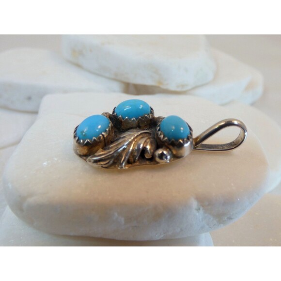 Vintage Native American Navajo  Sterling Silver Turquoise Pendant - Picture 6 of 8